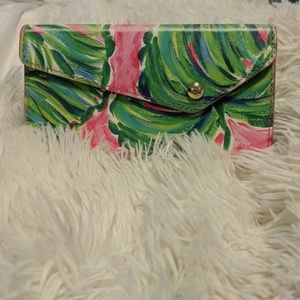Lilly Pulitzer Collapsable Sunglass Case